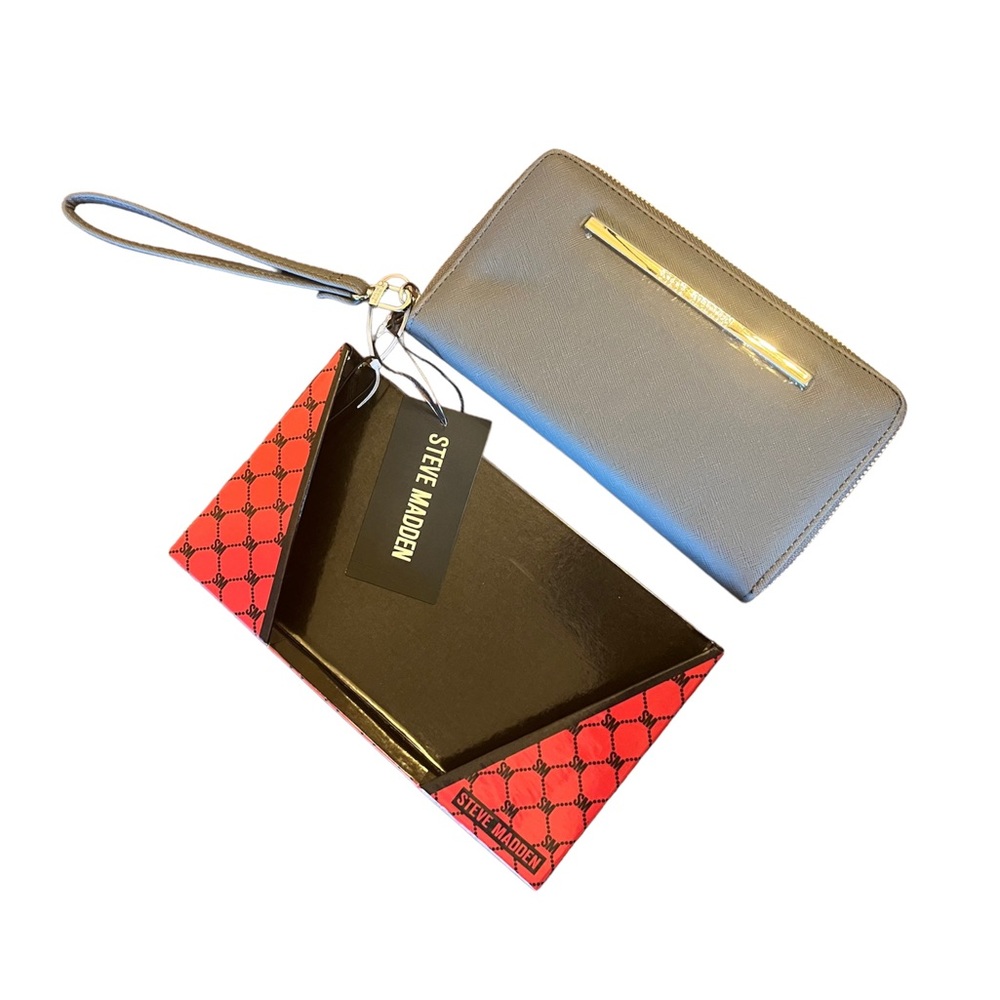 Steve Madden Zip Around Wallet Wristlet Nwt - image 3